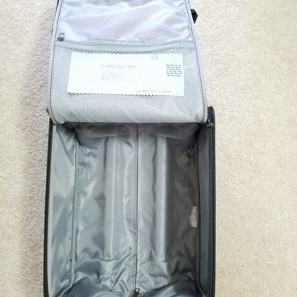 Black Travel Select 16" UnderSeat Soft Side Rolling Carry On - Picture 5 of 8
